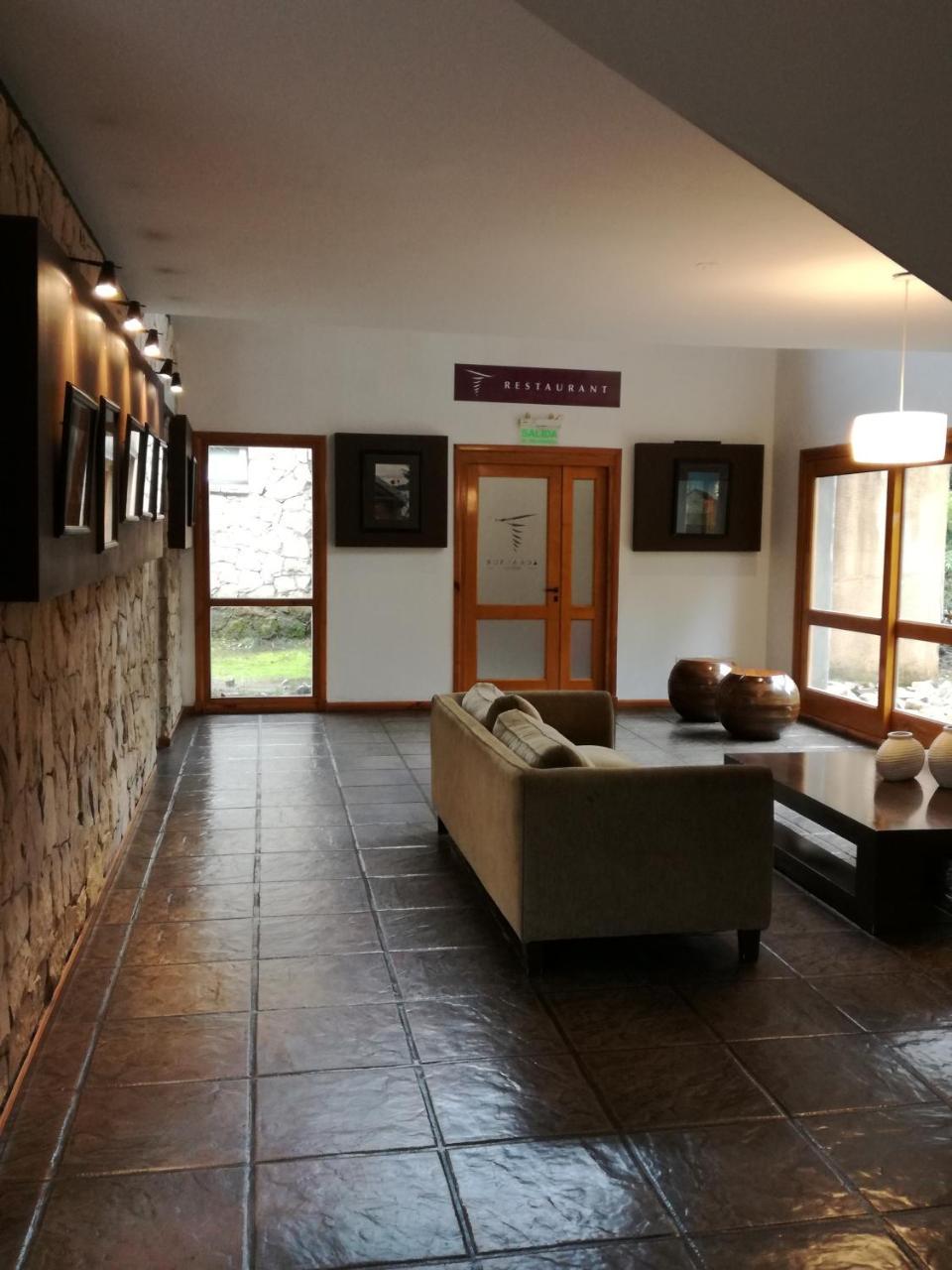 Hosteria Aca Al Sur Villa La Angostura Exterior foto